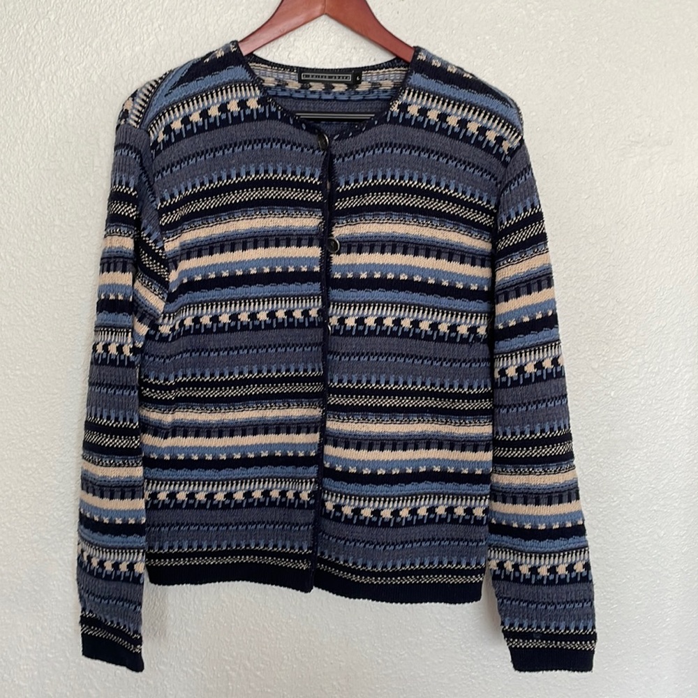 A Knitch Above Cardigan Large